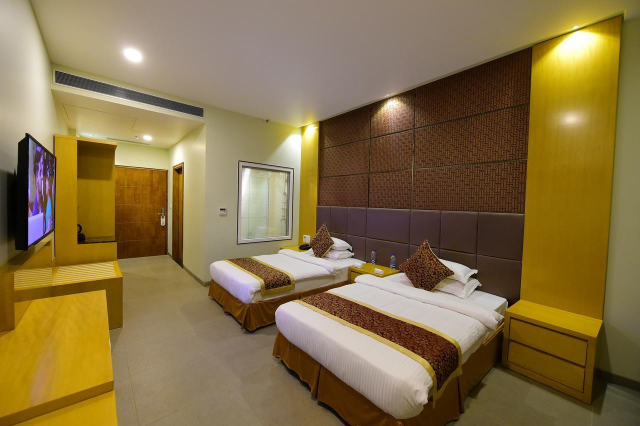 Hotel H - Sandhill Hotels Private Limited Ānand エクステリア 写真