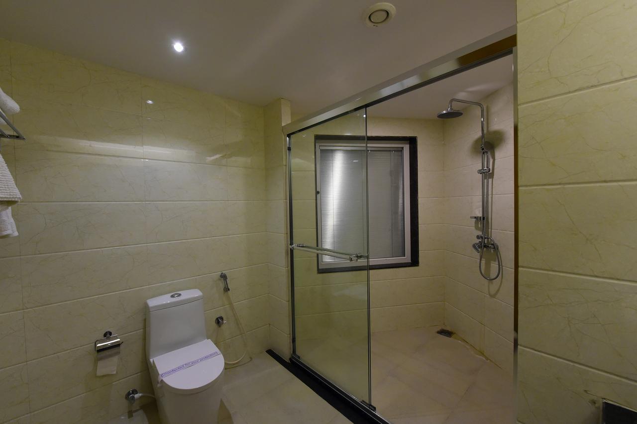 Hotel H - Sandhill Hotels Private Limited Ānand エクステリア 写真