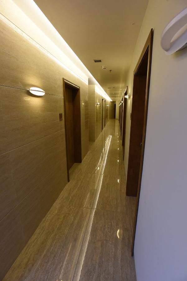 Hotel H - Sandhill Hotels Private Limited Ānand エクステリア 写真